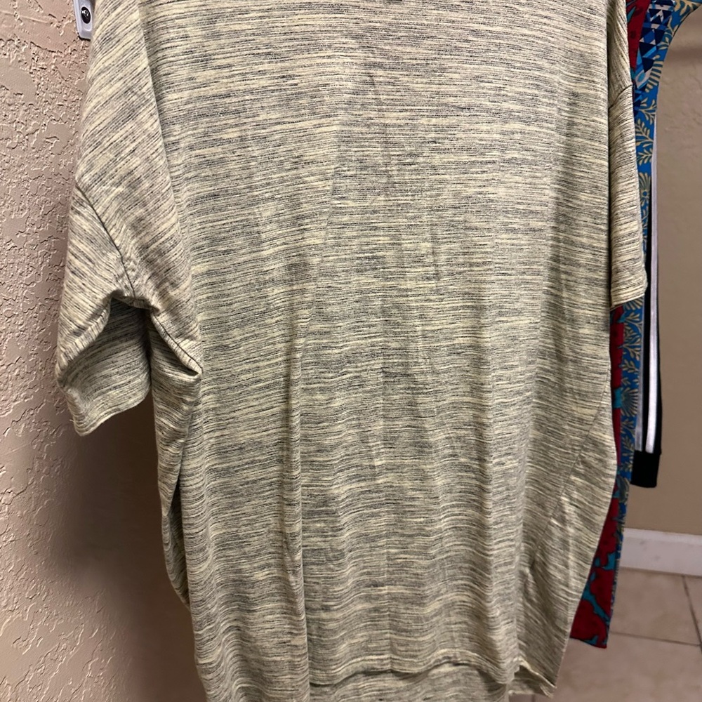 LulaRoe Irma Tunic Top